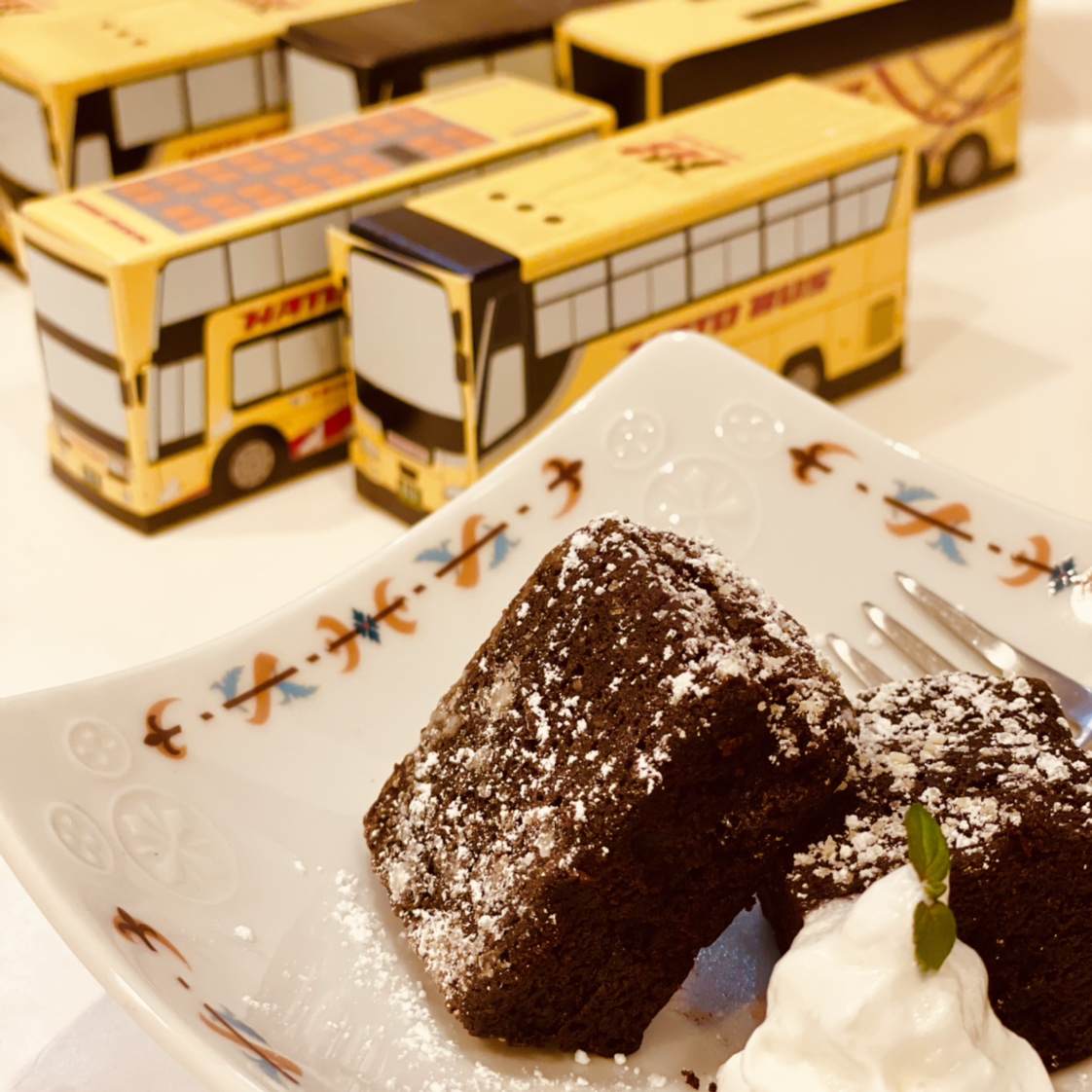 はとバスショコラケーキ(4個入り)