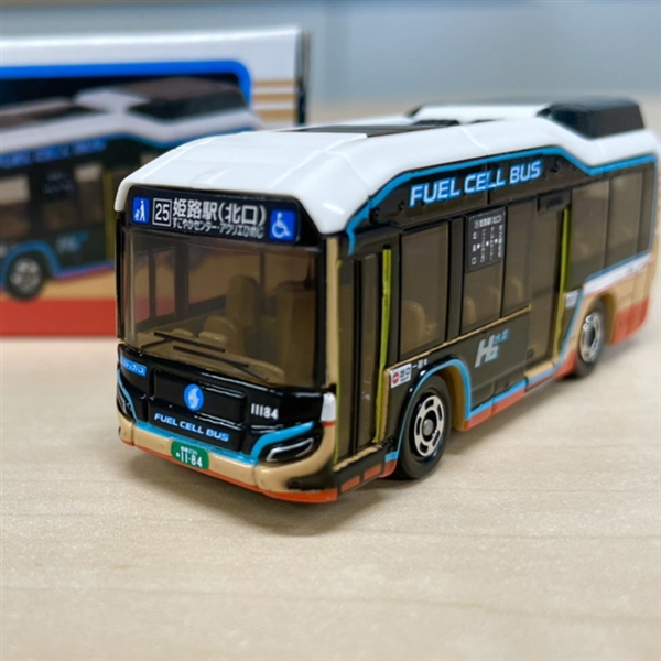 神姫バス 創立95周年記念トミカ 「燃料電池バスSORA」
